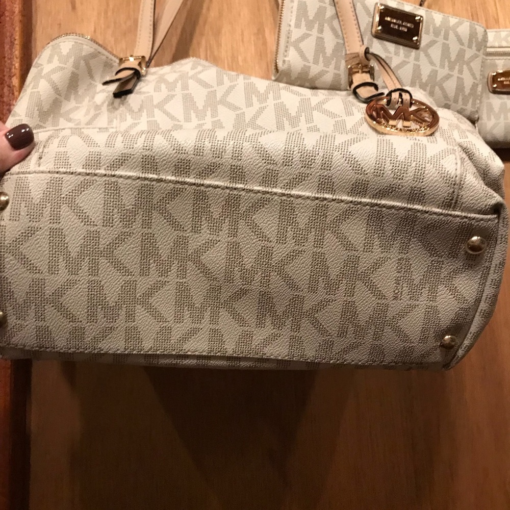 Authentic Michael Kors - image 2